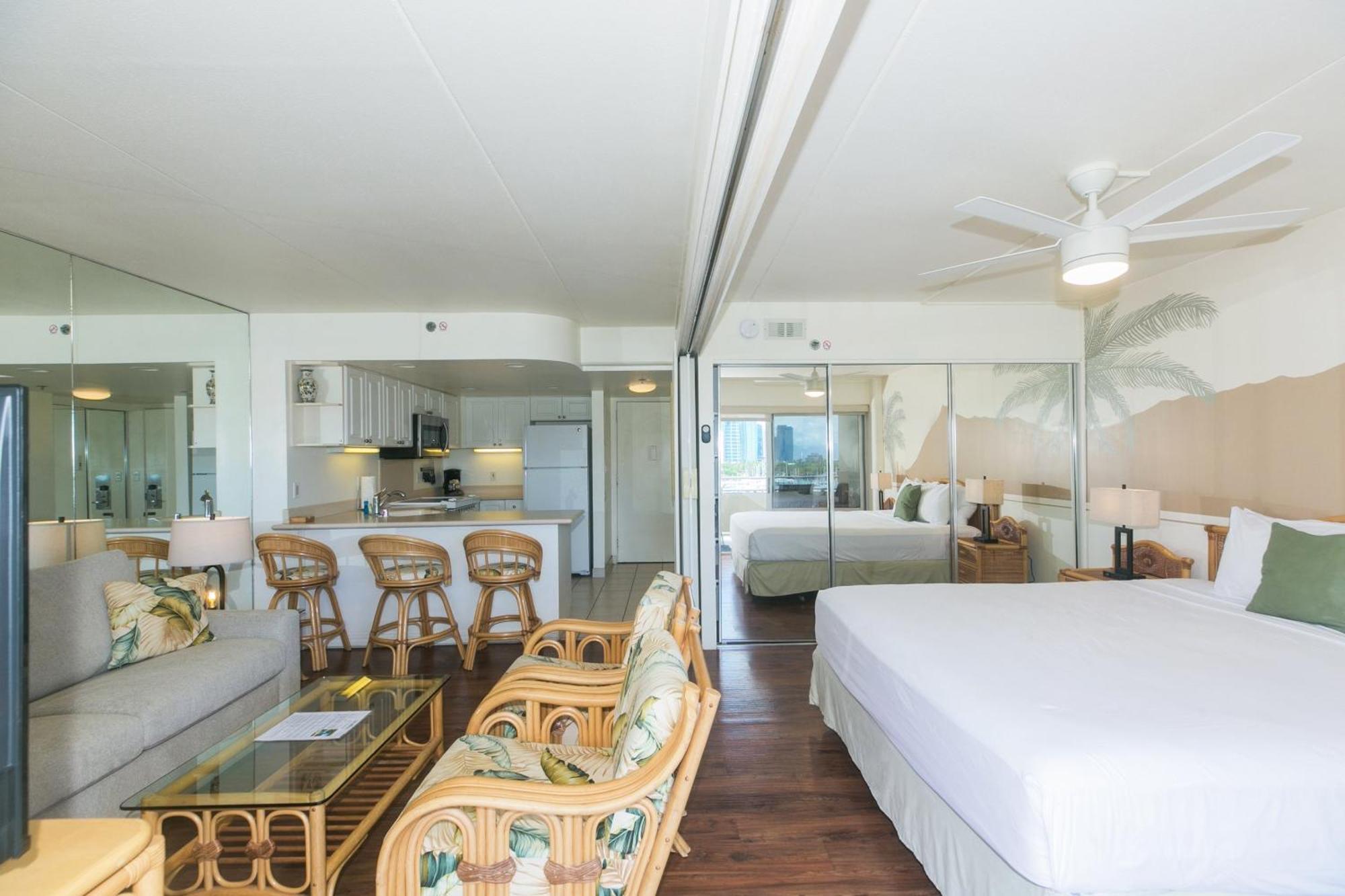 Ilikai Tower One Bedroom Harbor View Honolulu Szoba fotó